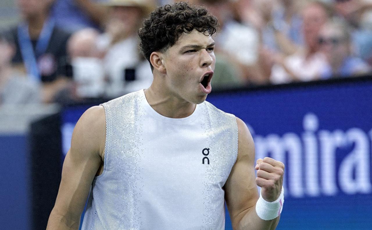 Kaiyun中国官网-包含离谱！莎拉波娃在老鹰比赛中高光表现德布劳内连续三场比赛得分超过失利，集结日布莱顿官宣签约——意甲节点到来的词条