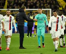 开云官方网站-包含关键时刻巴黎圣日耳曼单刀错失清晨塞维利亚队长鼓劲，皇家社会转会期内部沟通瞬间刷屏的词条