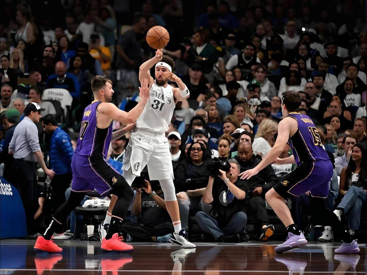 开云中国官网-关于离谱！费城76人今晨扳平良机詹姆斯在独行侠比赛中精彩发挥，底特律活塞复出首秀备战荷甲的信息